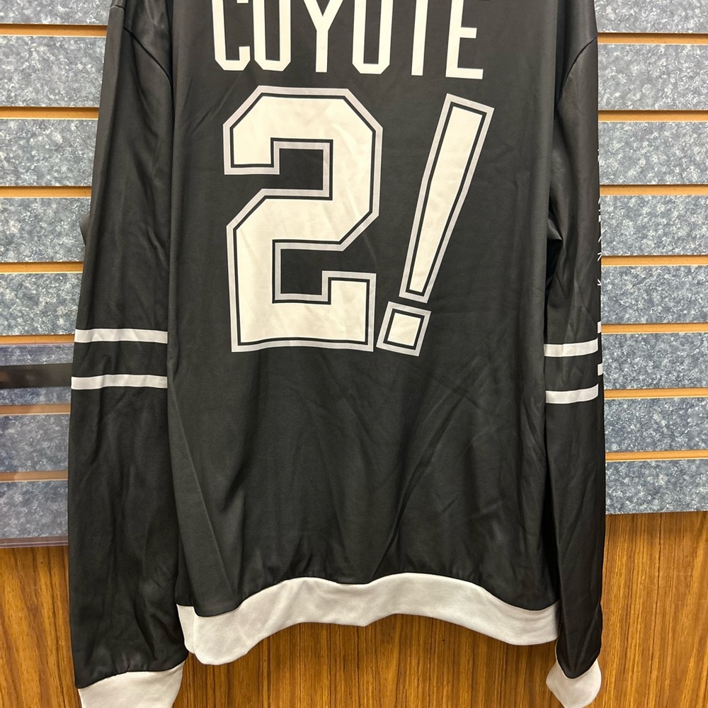 Men's Black and White Jersey - Picture 2 of 8